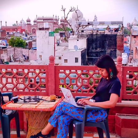 Hotel India Inn Walking Distance From Taj Mahal-- Rooftop Taj Mahal View Agra  Esterno foto
