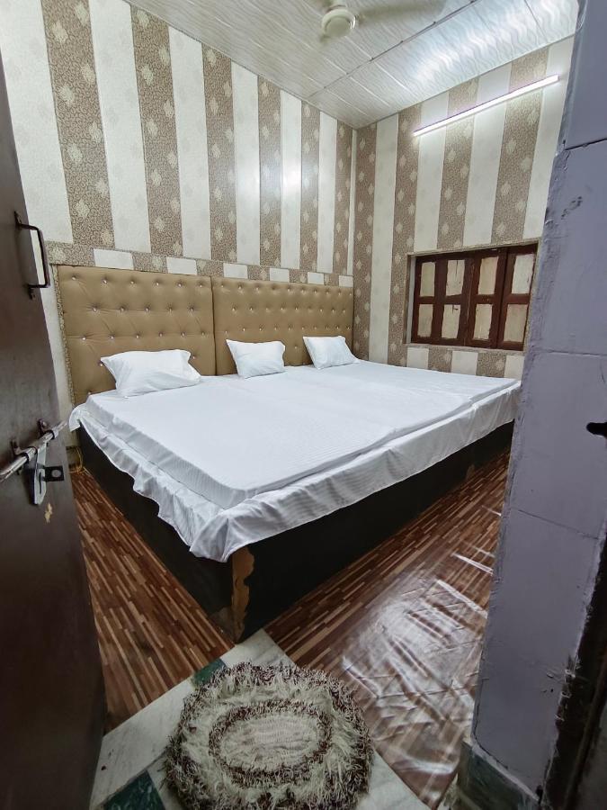 Hotel India Inn Walking Distance From Taj Mahal-- Rooftop Taj Mahal View Agra  Esterno foto