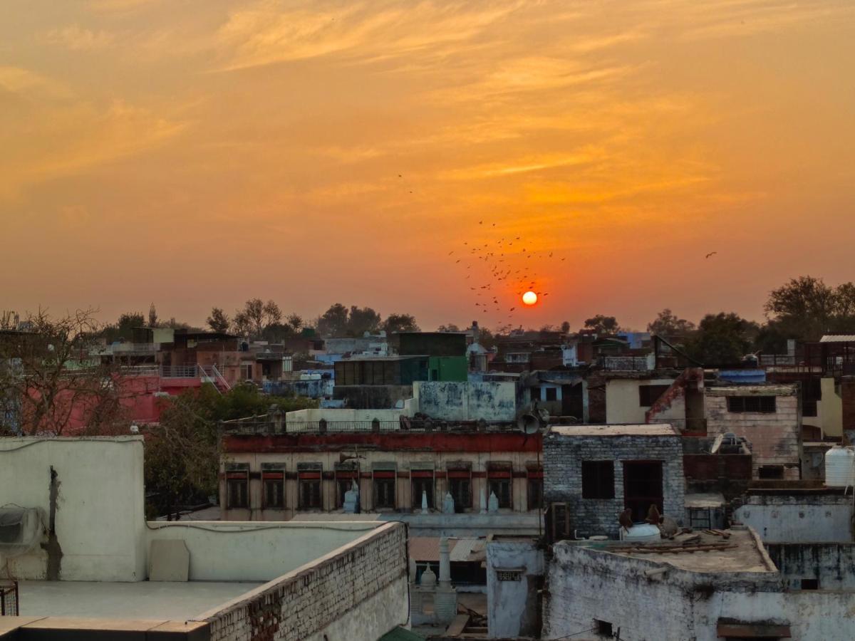 Hotel India Inn Walking Distance From Taj Mahal-- Rooftop Taj Mahal View Agra  Esterno foto