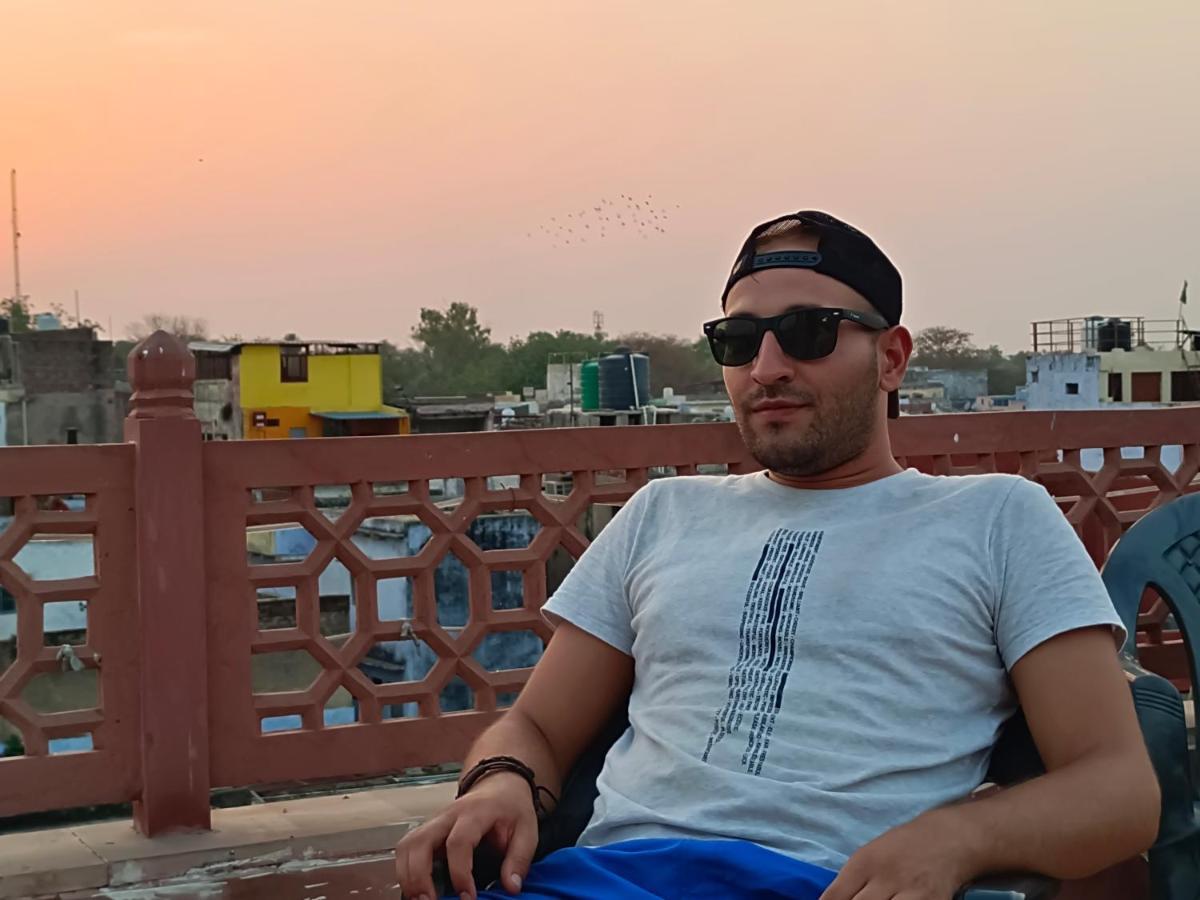 Hotel India Inn Walking Distance From Taj Mahal-- Rooftop Taj Mahal View Agra  Esterno foto