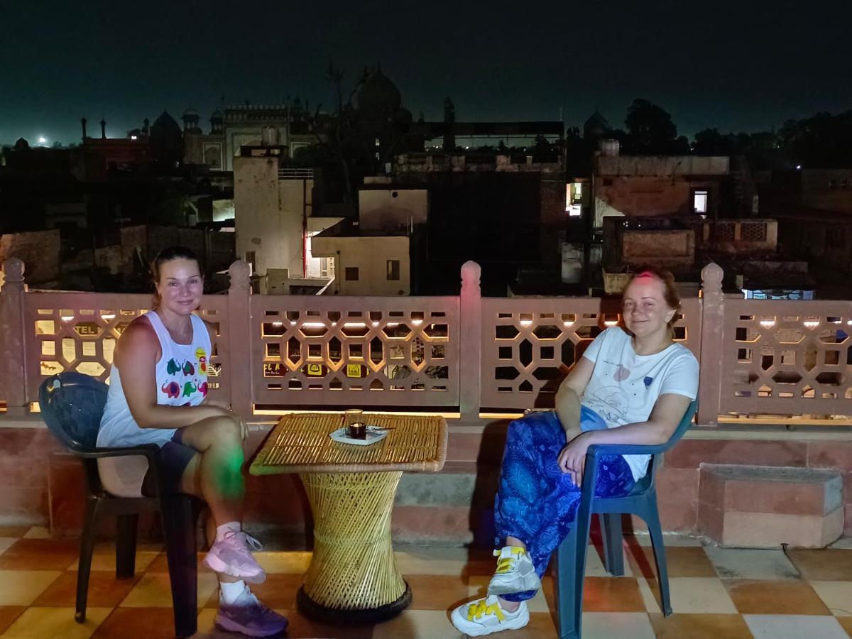 Hotel India Inn Walking Distance From Taj Mahal-- Rooftop Taj Mahal View Agra  Esterno foto