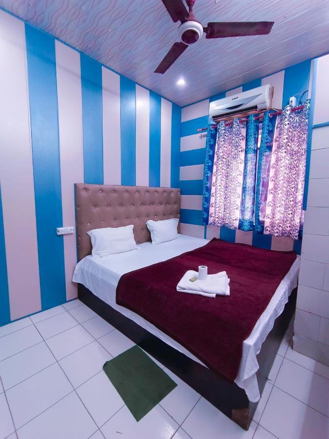 Hotel India Inn Walking Distance From Taj Mahal-- Rooftop Taj Mahal View Agra  Esterno foto