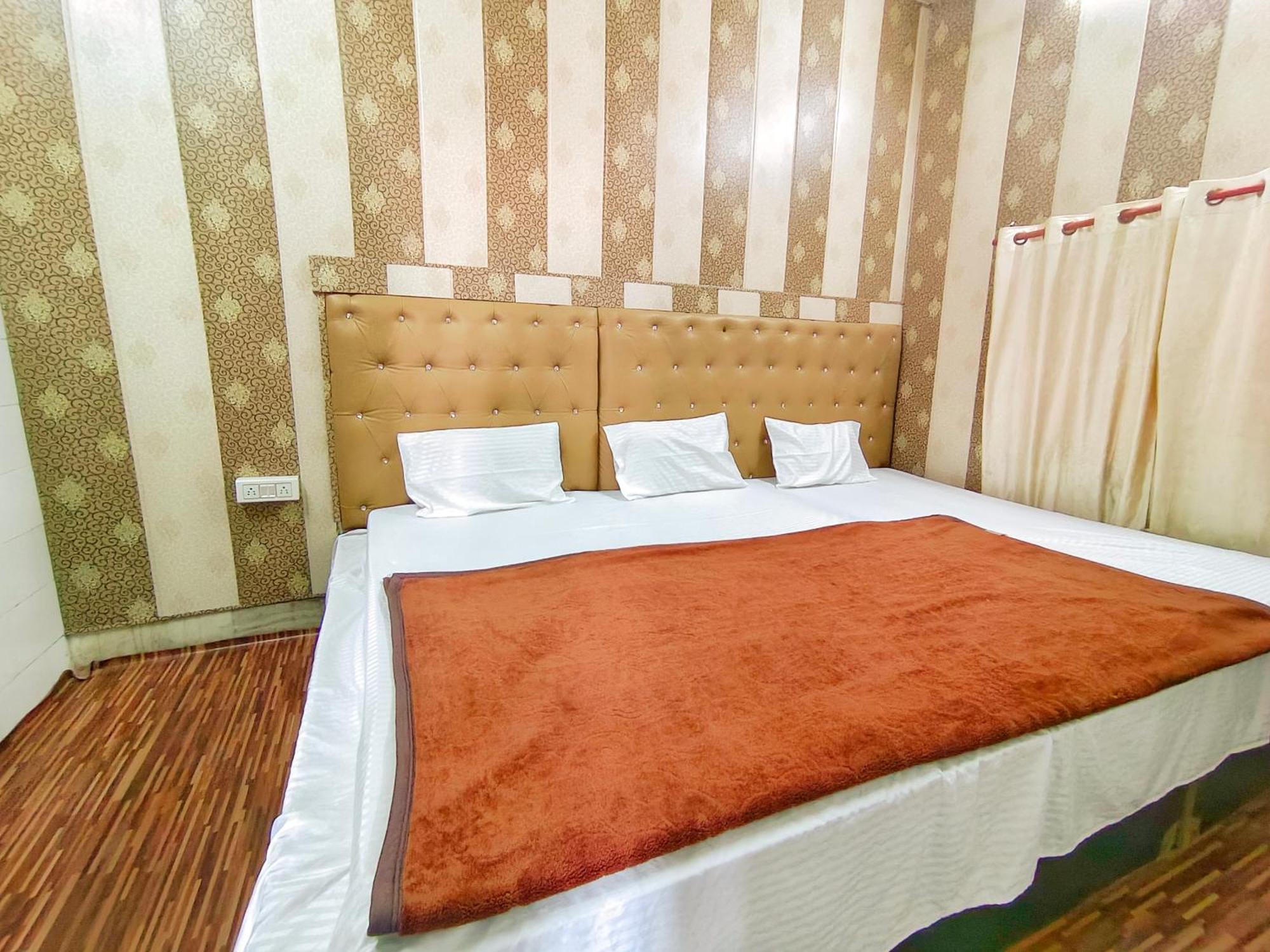 Hotel India Inn Walking Distance From Taj Mahal-- Rooftop Taj Mahal View Agra  Esterno foto