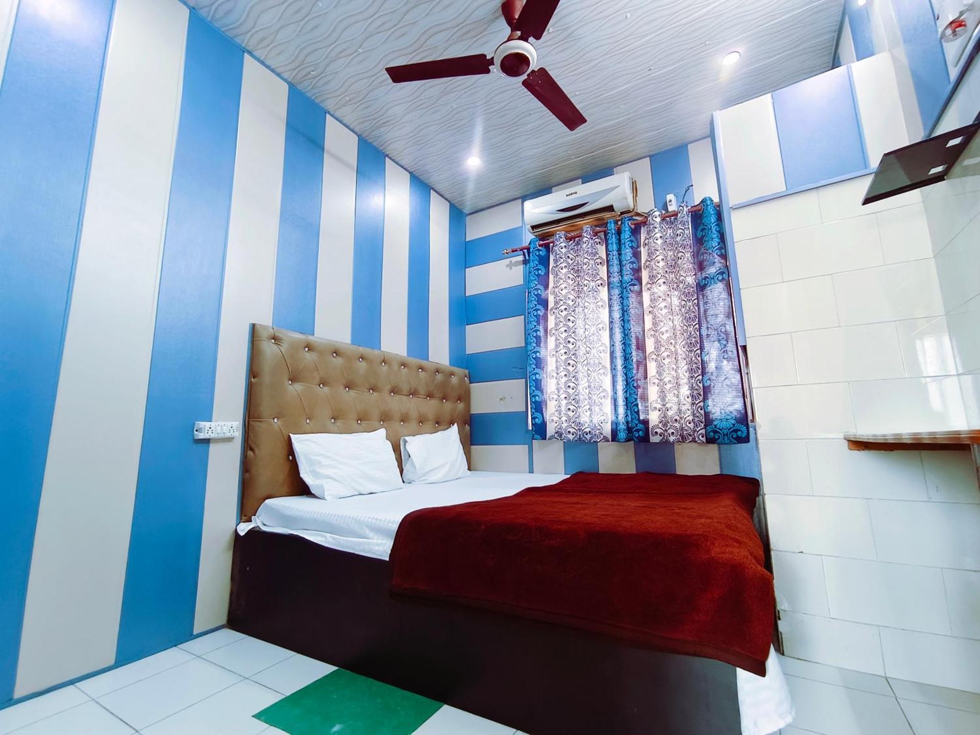 Hotel India Inn Walking Distance From Taj Mahal-- Rooftop Taj Mahal View Agra  Esterno foto